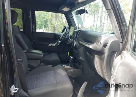 2012 Jeep Wrangler Unlimited Sahara из США, поврежденный, VIN 1C4HJWEG2CL117560